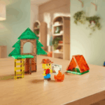 MAGNA-TILES® Camp Out 16 Piece Set - Imagen 4